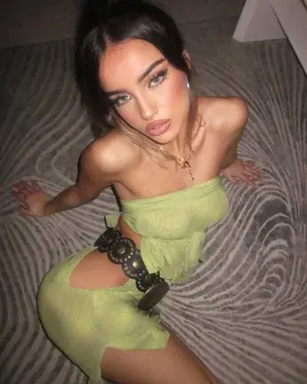 A Seductive Chest Rub